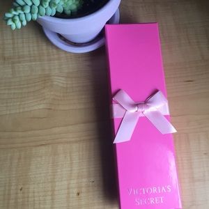 Victoria’s Secret Necklace